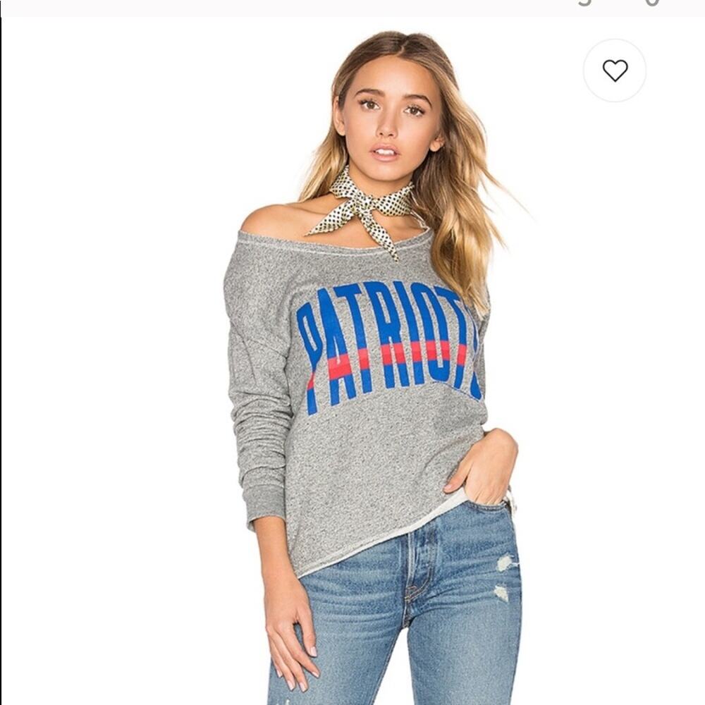 Junk Food S Patriots long sleeve scoop neck top